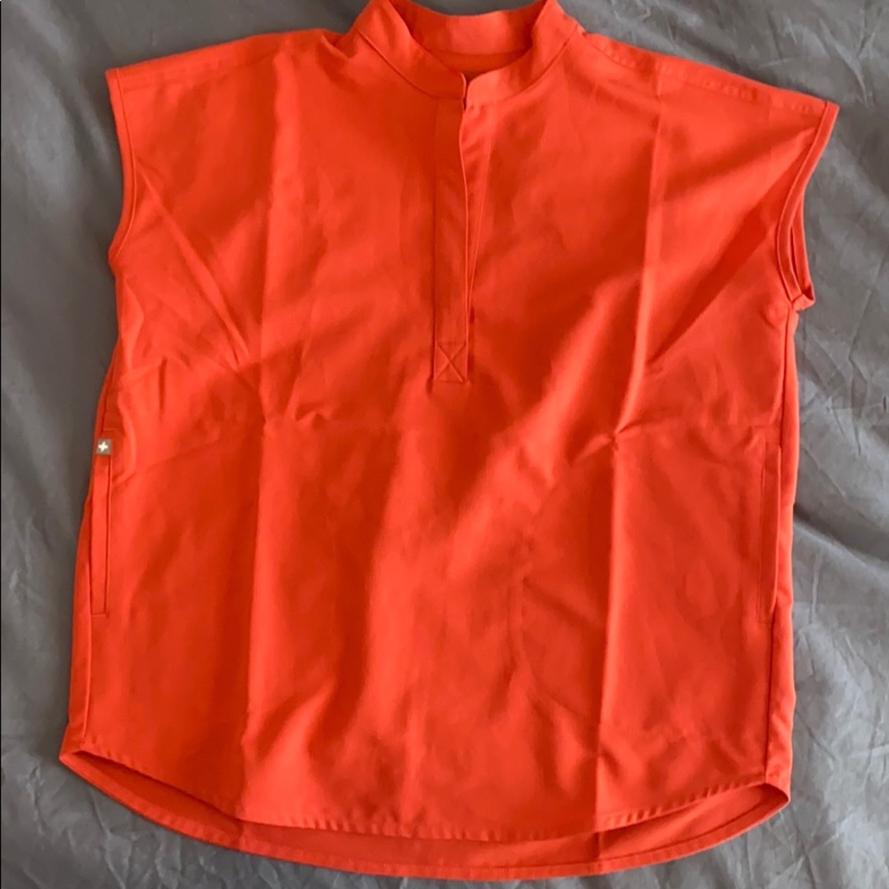 FIGS Rafela scrub top in Clay